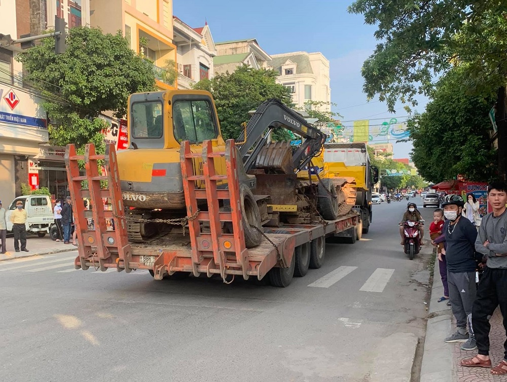Chiếc xe phoọc tại hiện trường vụ tai nạn