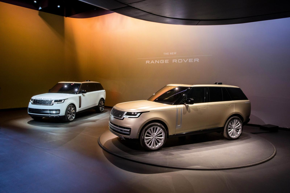 Lần đầu ti&ecirc;n kh&aacute;ch h&agrave;ng mua Range Rover c&oacute; thể n&acirc;ng cấp l&ecirc;n 7 chỗ thay v&igrave; cấu h&igrave;nh 5 chỗ truyền thống.