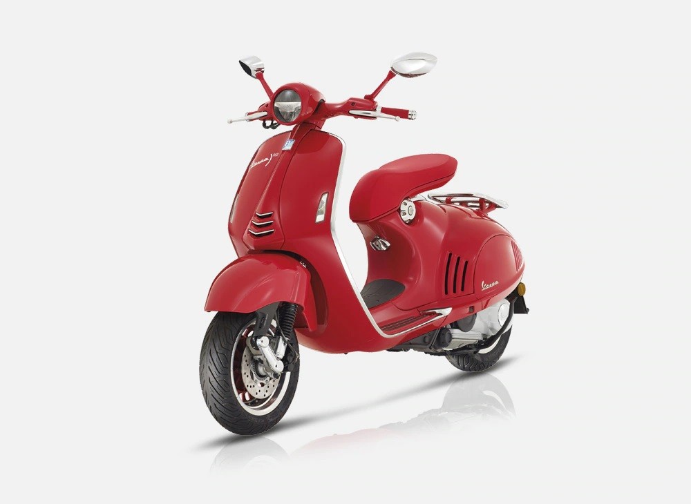 Vespa 946 Red Vespa 946 Red