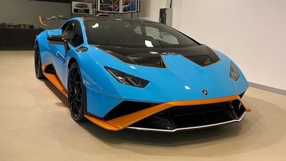 Sự có mặt của Lamborghini Huracan STO tại Việt Nam khá bất ngờ Sự có mặt của Lamborghini Huracan STO tại Việt Nam khá bất ngờ