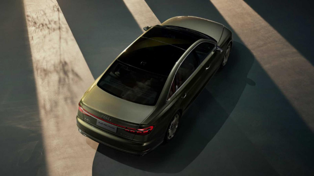 Audi A8 L Horch 2022 dùng hệ truyền động mild hybrid với máy xăng V6 3.0L