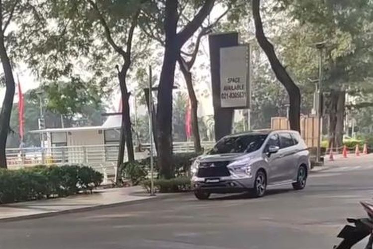 Mitsubishi Xpander 2022 lộ diện trên đường phố Indonesia vào hồi tháng 10 năm nay