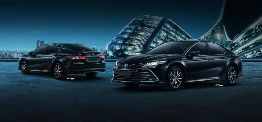 Toyota Camry Hybrid 2022 bất ngờ ra mắt Indonesia