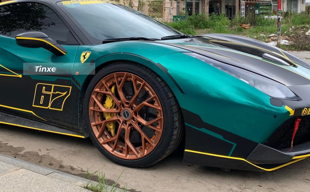 Xe được trang bị bộ mâm Brixton Forged PF10