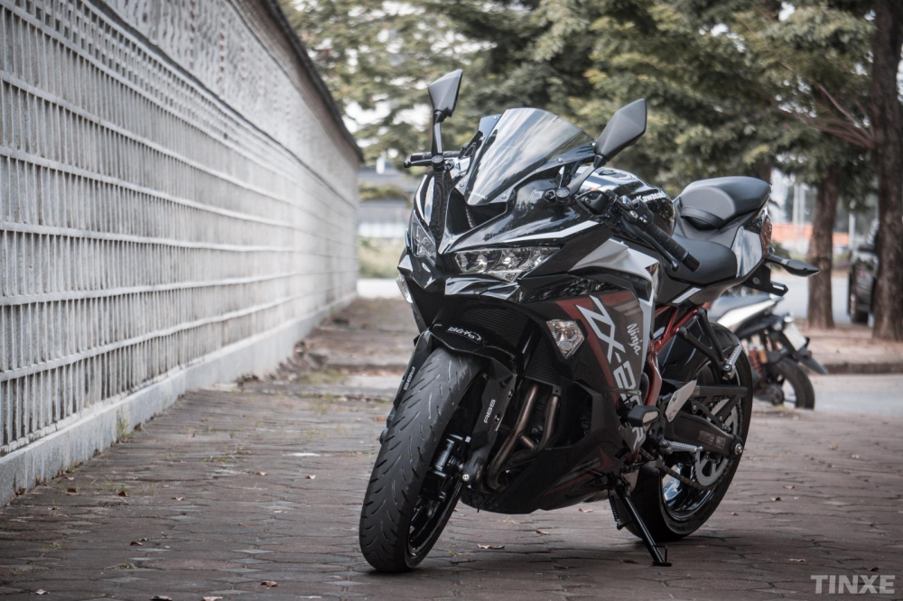 Kawasaki Ninja ZX-25R Kawasaki Ninja ZX-25R