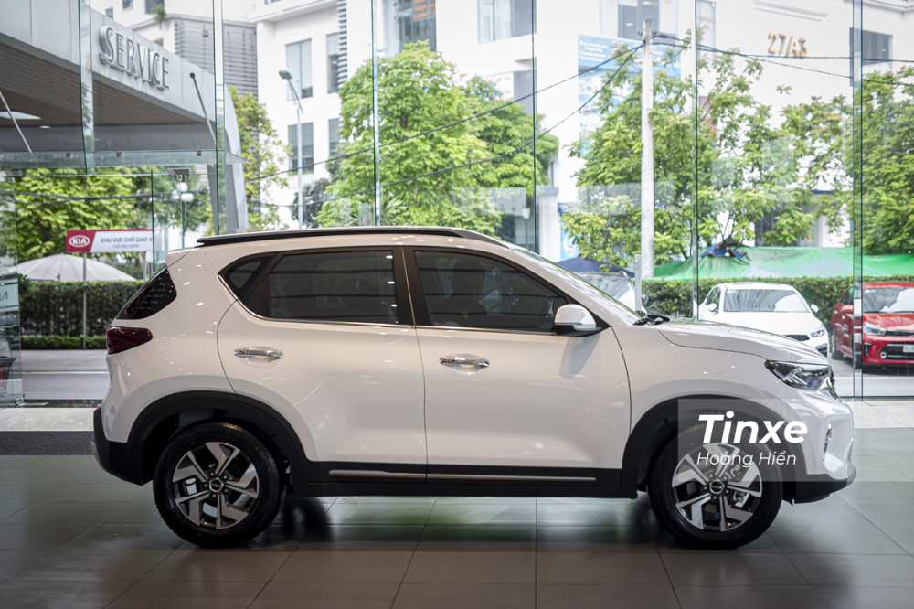 KIA Sonet có kích thước DxRxC tương ứng 4.120 x 1.790 x 1.642 mm và chiều dài cơ sở 2.500mm.