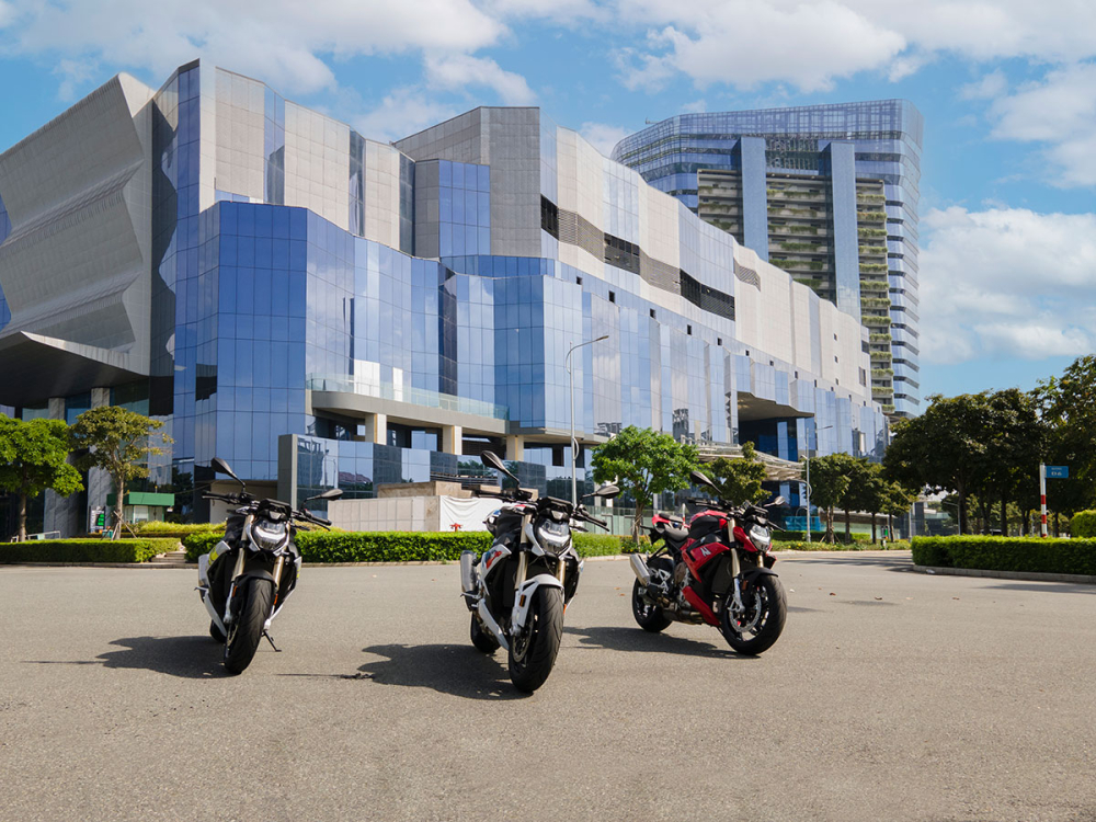 BMW S1000R BMW S1000R