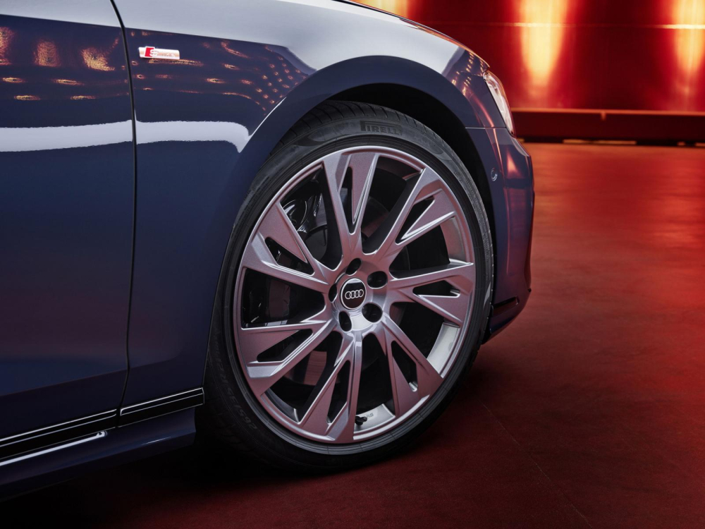 Vành cỡ lớn nhất của Audi A8 2022 có đường kính 21 inch