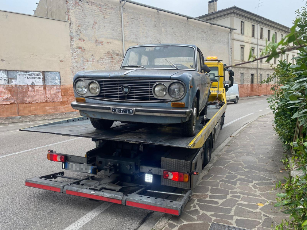 Chiếc Lancia Fulvia được chuyển đi vào hồi cuối tháng 10 vừa qua