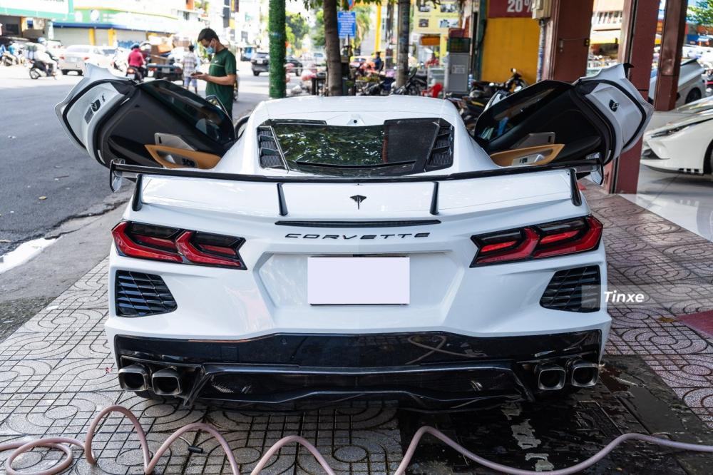 Xe cũng được chủ nhân nâng cấp kha khá đồ chơi
