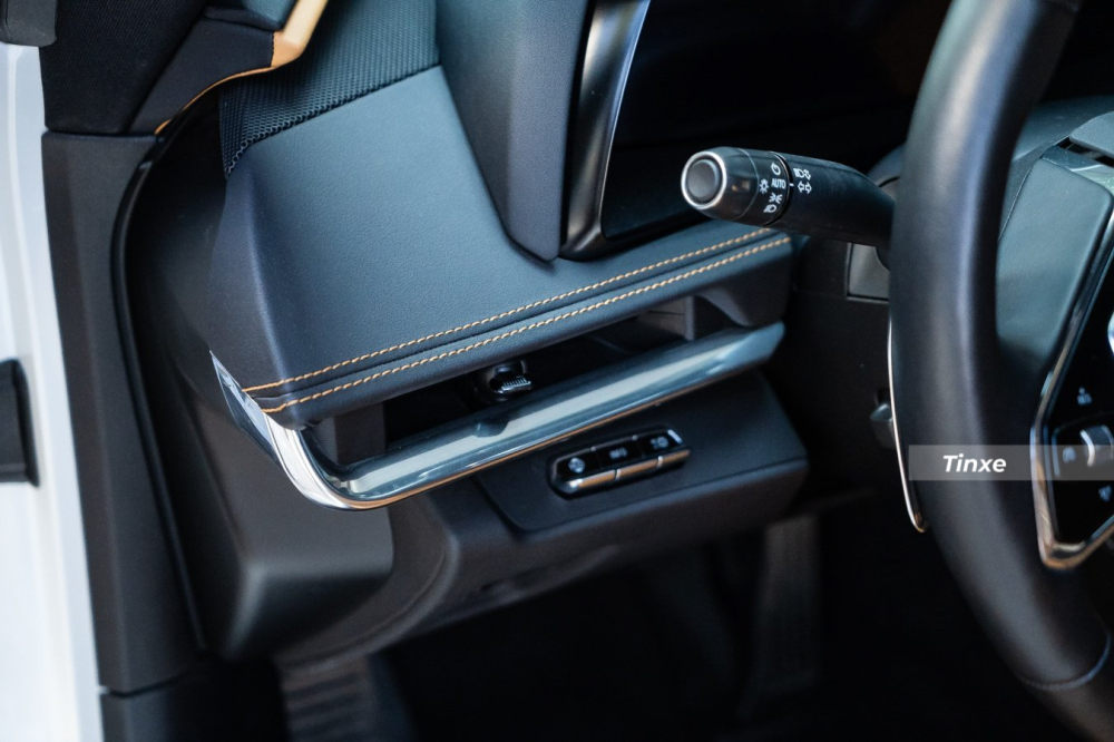 Vị trí đặt chìa khóa xe Chevrolet Corvette C8