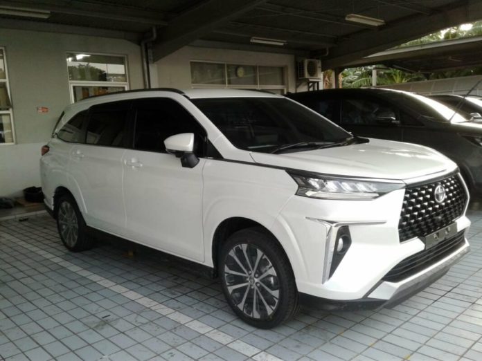 Toyota Veloz 2022 - phiên bản thể thao hơn của Avanza thế hệ mới - lộ diện hoàn toàn trước ngày ra mắt Toyota Veloz 2022 - phiên bản thể thao hơn của Avanza thế hệ mới - lộ diện hoàn toàn trước ngày ra mắt