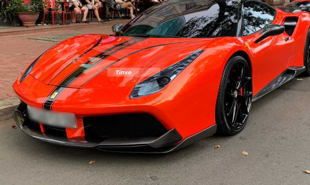 Chiếc siêu xe Ferrari 488 GTB mang bản độ Novitec