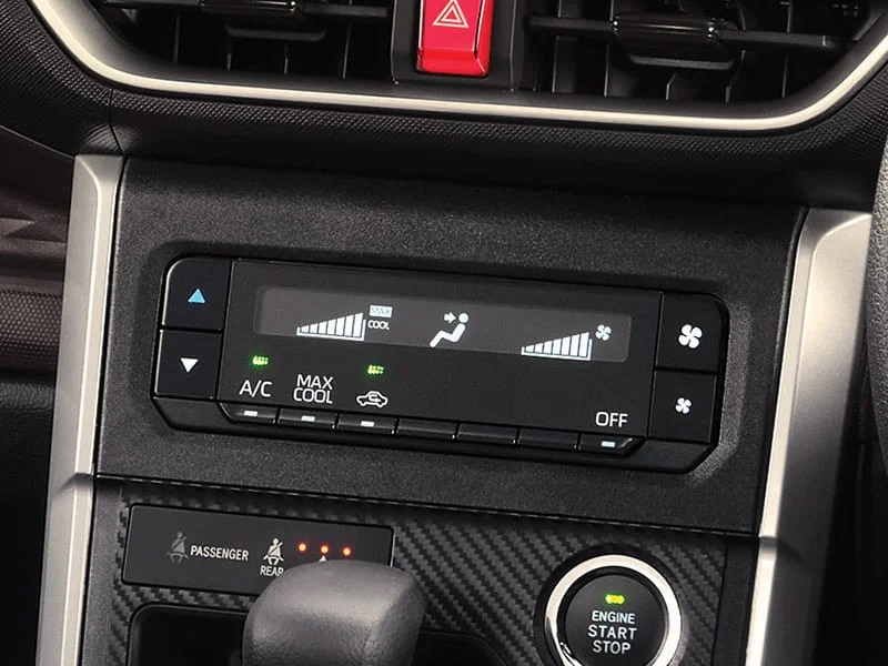 Màn hình đi kèm hệ thống điều hòa của Toyota Avanza 2022