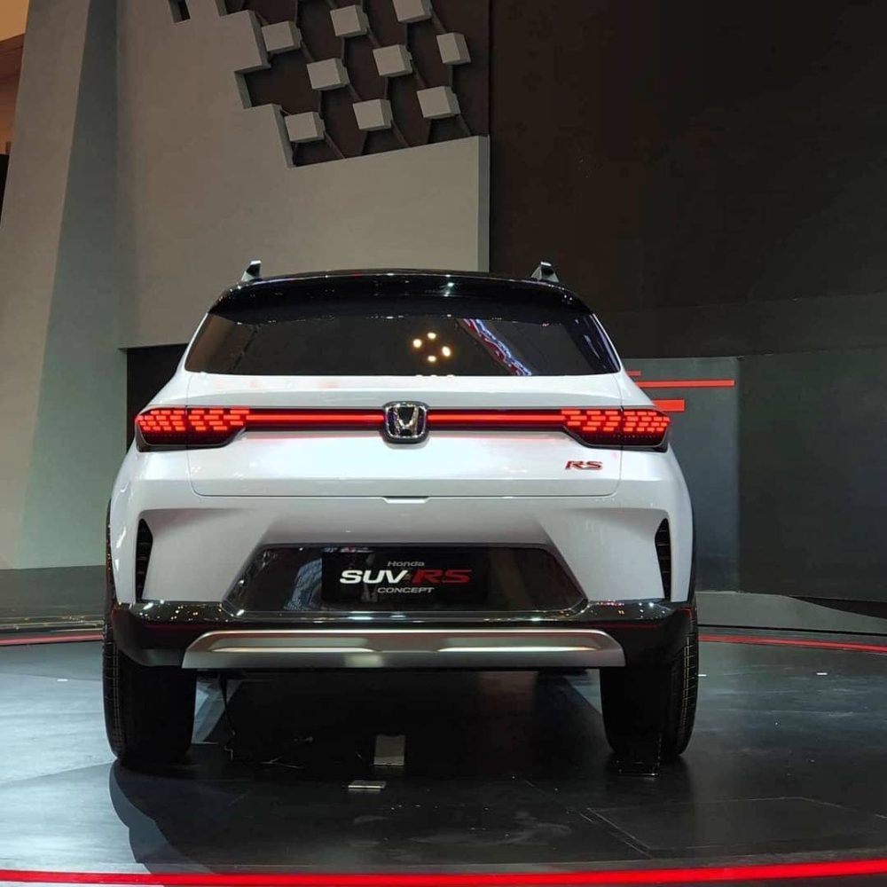 Honda SUV RS Concept nhìn từ đằng sau