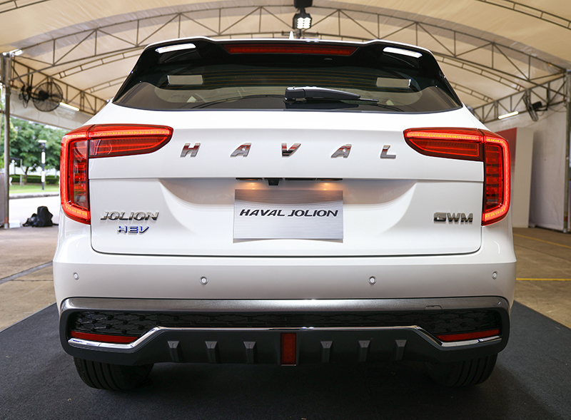 Haval Jolion 2022 nhìn từ đằng sau Haval Jolion 2022 nhìn từ đằng sau