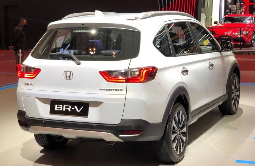 Honda BR-V 2022 nhìn từ đằng sau