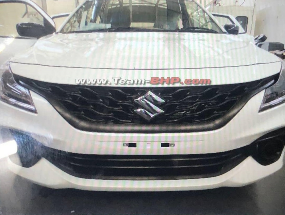 Cận cảnh thiết kế đầu xe của Suzuki Baleno 2022