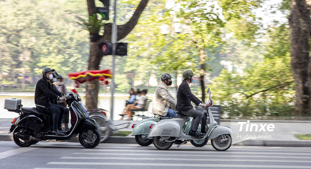 Những người chơi Vespa tại Hà Nội sẽ cố gắng tiếp tục các hoạt động gặp gỡ giữa những người chơi Vespa cổ và Vespa hiện đại Những người chơi Vespa tại Hà Nội sẽ cố gắng tiếp tục các hoạt động gặp gỡ giữa những người chơi Vespa cổ và Vespa hiện đại