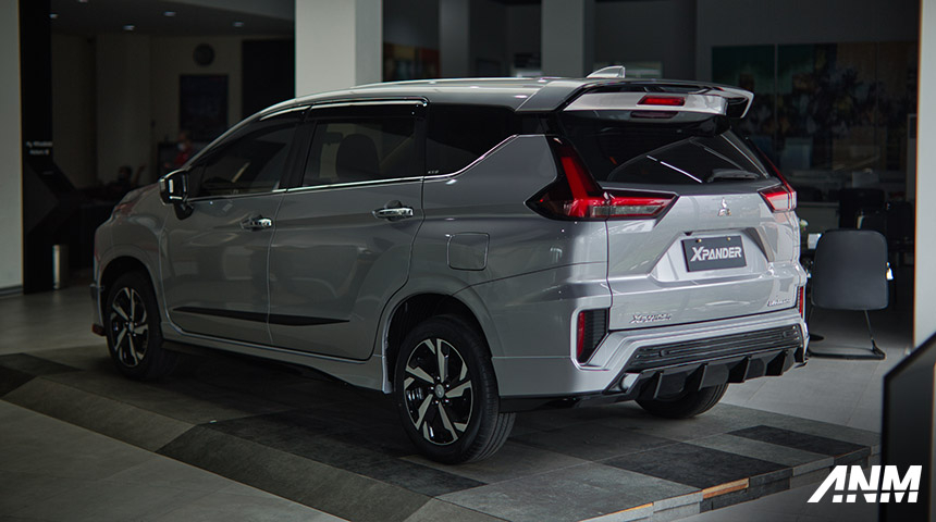 Chiếc Mitsubishi Xpander 2022 c&ograve;n c&oacute; c&aacute;nh gi&oacute; mui cỡ lớn