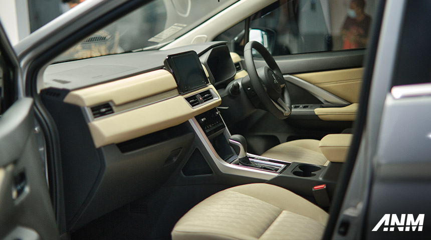 Nội thất b&ecirc;n trong Mitsubishi Xpander 2022