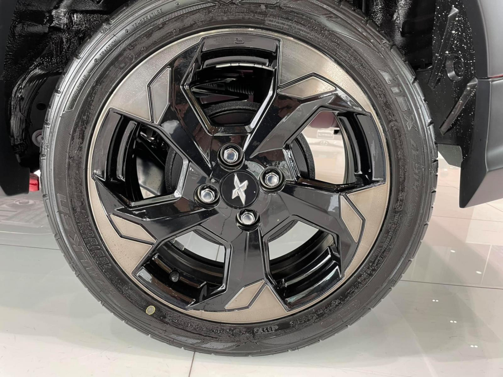 Bộ vành hợp kim 16 inch mới của Toyota Yaris X-Urban 2021