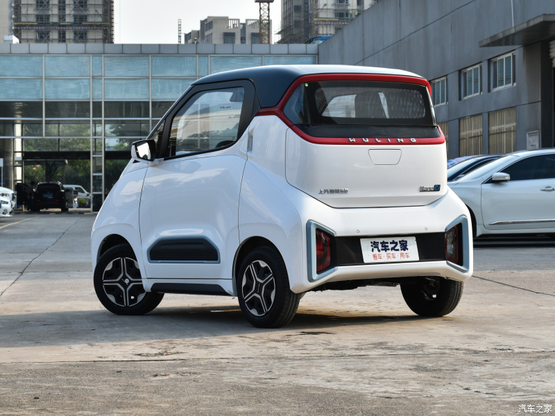 Thiết kế phía sau của Wuling NanoEV 2022