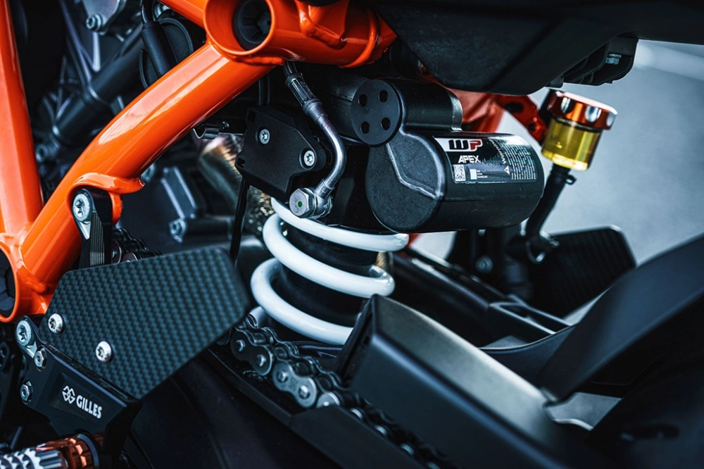 KTM 1290 Super Duke R EVO