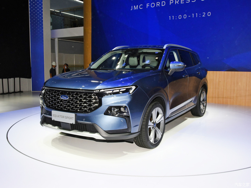 Ford Equator Sport 2022 ch&iacute;nh thức tr&igrave;nh l&agrave;ng trong triển l&atilde;m &Ocirc; t&ocirc; Quảng Ch&acirc;u 2021