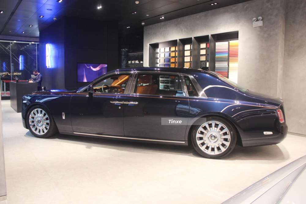 Đ&acirc;y hiện l&agrave; chiếc xe si&ecirc;u sang đỉnh cao kh&ocirc;ng thể thiếu trong garage của c&aacute;c triệu ph&uacute;