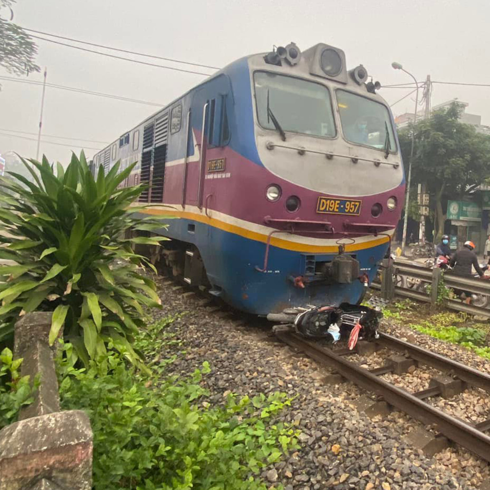 Hiện trường vụ tai nạn tàu hỏa
