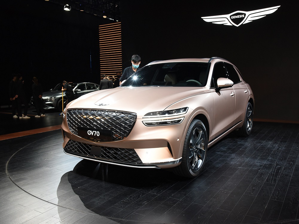 Genesis Electrified GV70 2022 ra mắt trong triển lãm Ô tô Quảng Châu 2021