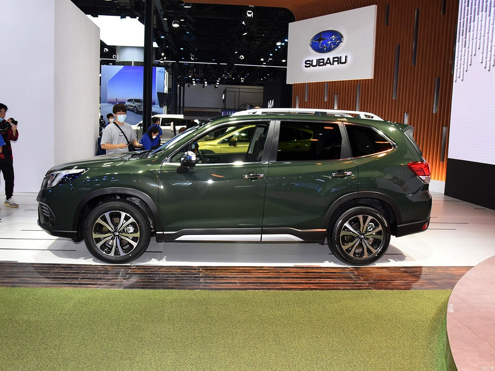 Subaru Forester 2022 dùng vành 17 inch hoặc 18 inch