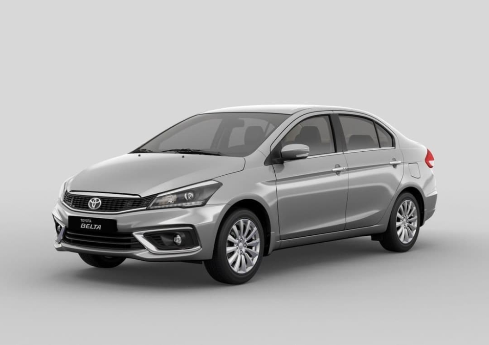 Thiết kế đầu xe của Toyota Belta 2022 giống Suzuki Ciaz, trừ logo