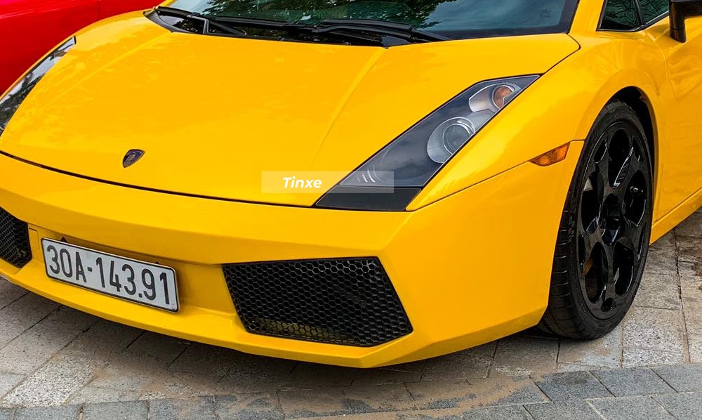 Đây là 1 trong số ít xe Lamborghini Gallardo còn xót lại tại Việt Nam