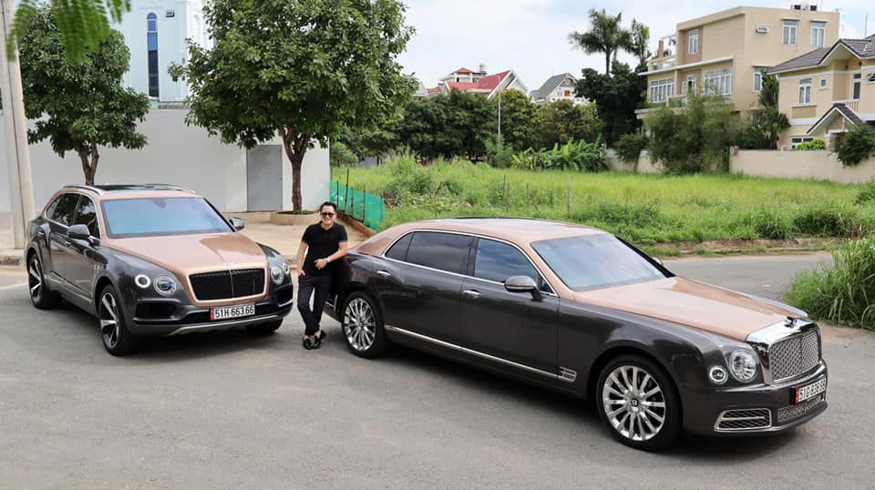 Hoàng Kim Khánh cùng 2 chiếc xe Bentley mua chính hãng