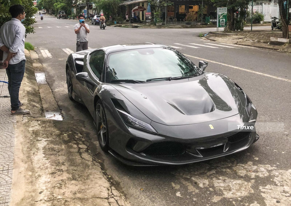 Xe mang ngoại thất màu xám cá tính Xe mang ngoại thất màu xám cá tính