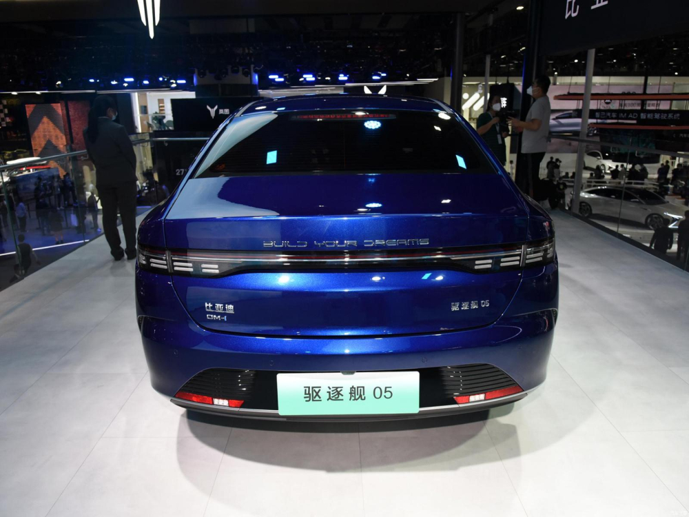 Đu&ocirc;i xe của BYD Destroyer 05