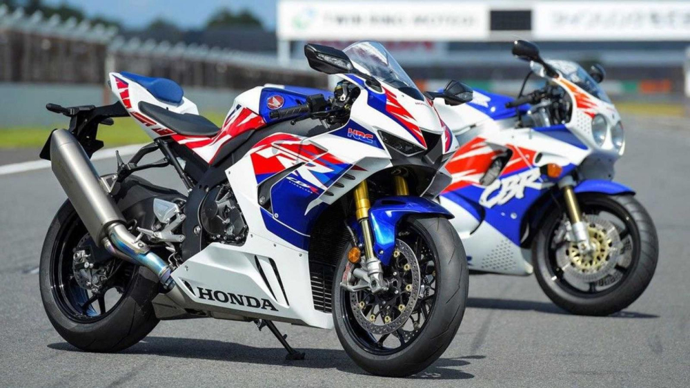 Honda CBR1000RR-R Fireblade SP 30th Anniversary 2022 Honda CBR1000RR-R Fireblade SP 30th Anniversary 2022