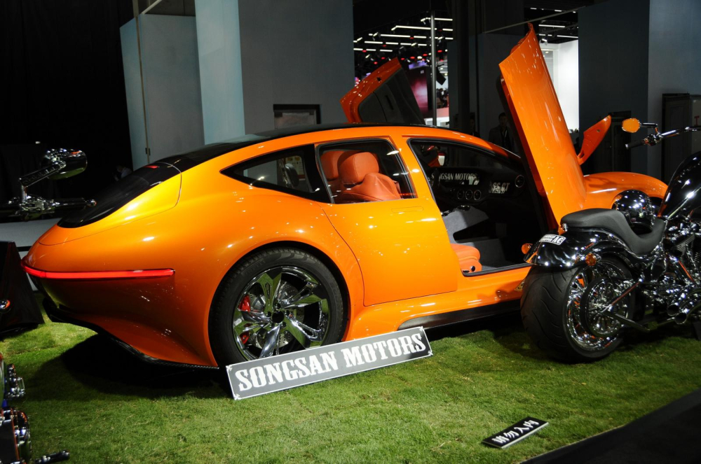 Ph&iacute;a sườn của Songsan Motors SS GT