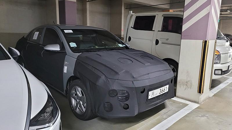 Hyundai Accent 2022 dự kiến sẽ được áp dụng ngôn ngữ thiết kế Sensuous Sportiness mới Hyundai Accent 2022 dự kiến sẽ được áp dụng ngôn ngữ thiết kế Sensuous Sportiness mới