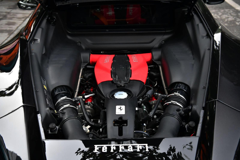 Động cơ xe Ferrari F8 Tributo Động cơ xe Ferrari F8 Tributo