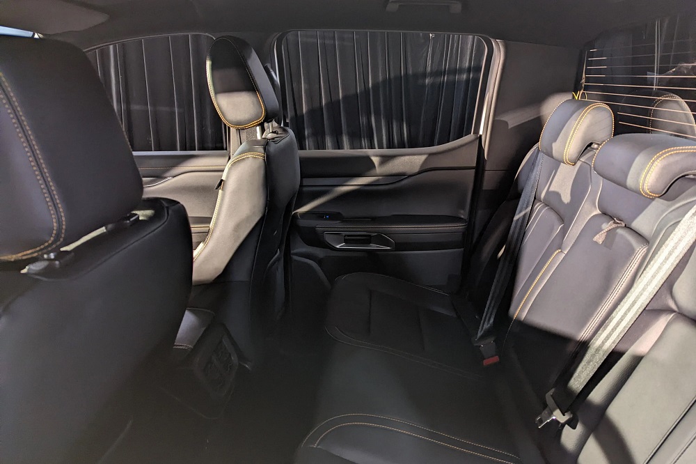 Hàng ghế sau của Ford Ranger 2022