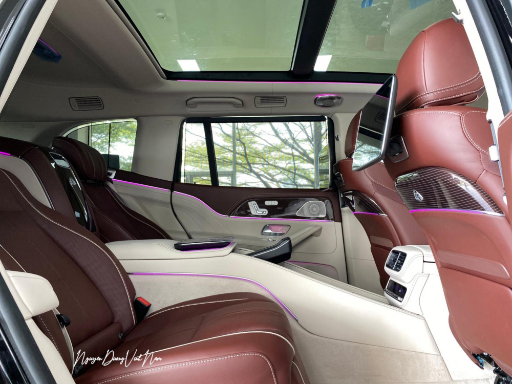 Mercedes-Maybach GLS 600 là 1 trong 3 chiếc SUV siêu sang đình đám trên thế giới đang có mặt tại Việt Nam bên cạnh Rolls-Royce Cullinan và Bentley Bentayga V8