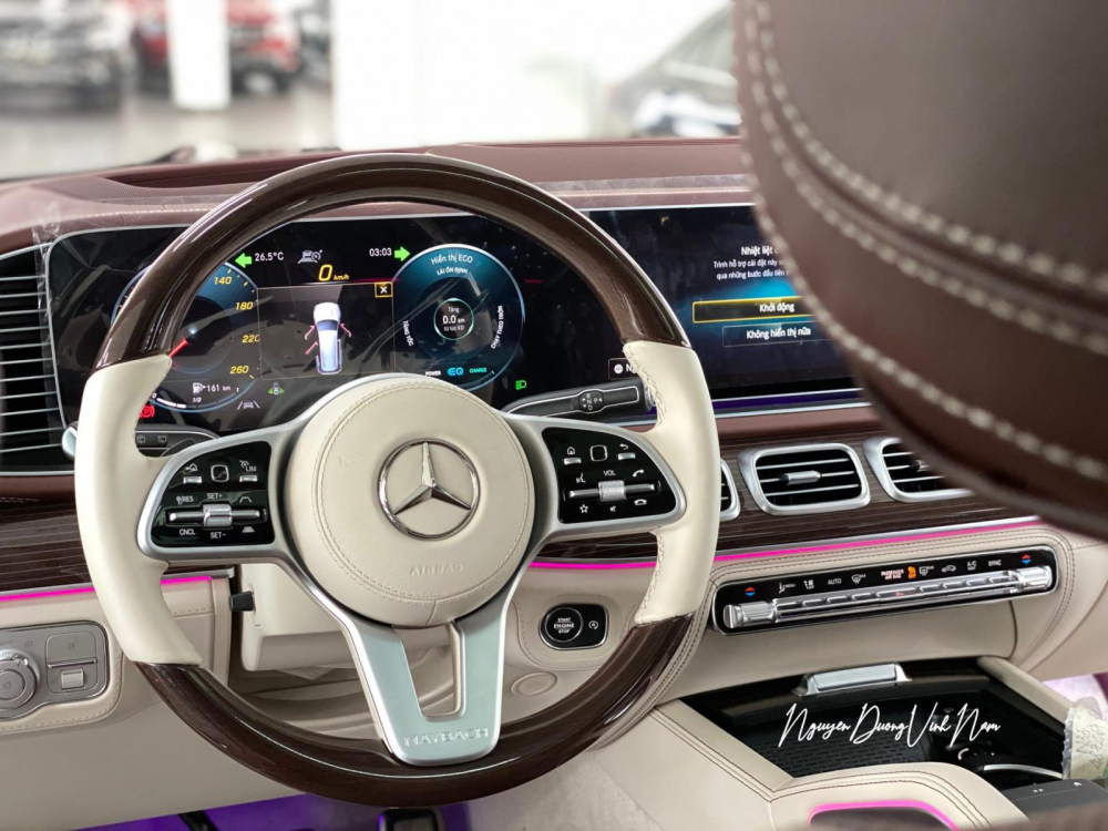 Chỉ cần bỏ ra hơn 13 tỷ đồng đã có thể trải nghiệm xe Mercedes-Maybach GLS 600 chính hãng trên đường