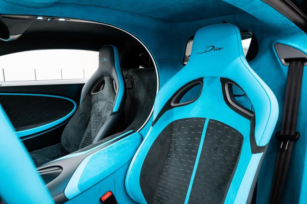 Để làm chủ nhân của Divo, đại gia Malaysia phải xây dựng mối quan hệ với hãng Bugatti vì chỉ có 40 trên tổng số 500 khách hàng sở hữu Chiron được chọn mua siêu phẩm này