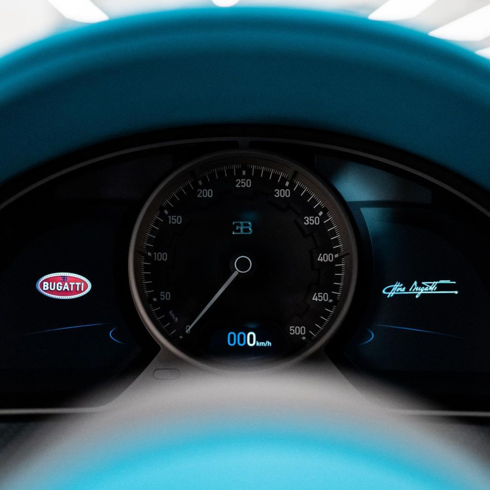 Đây là xe Bugatti Divo đầu tiên về Asean và nhiều khả năng sẽ là chiếc duy nhất