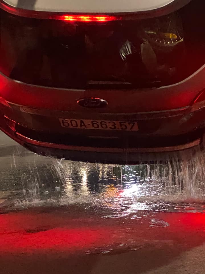 Chiếc ô tô đã bị hư hỏng nặng sau vụ tai nạn Chiếc ô tô đã bị hư hỏng nặng sau vụ tai nạn