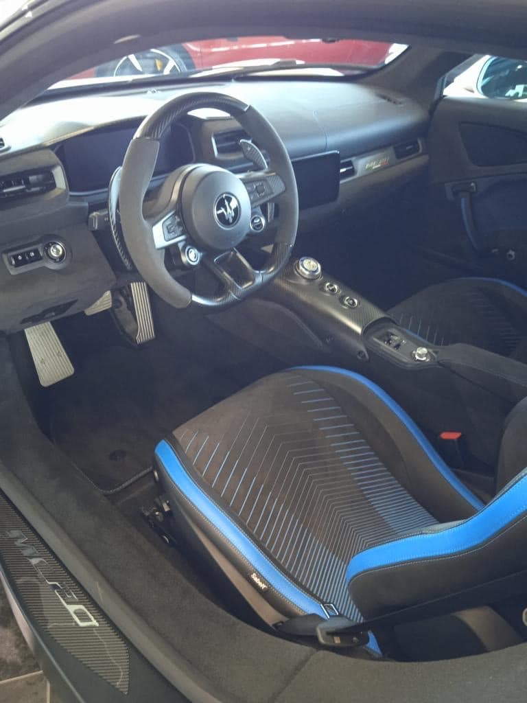 Nội thất siêu xe Maserati MC20 chuẩn bị về nước Nội thất siêu xe Maserati MC20 chuẩn bị về nước