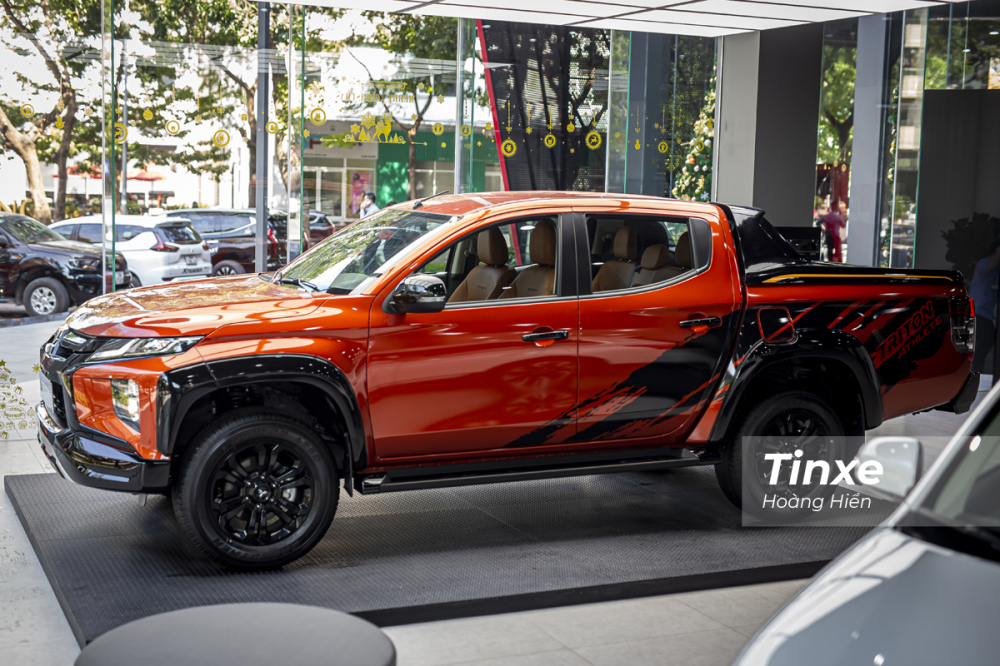 Mitsubishi Triton Athlete vẫn giữ nguy&ecirc;n k&iacute;ch thước như phi&ecirc;n bản Premium trước đ&acirc;y.